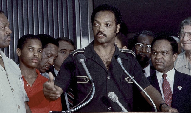 Sivil haklar lideri Jesse Jackson hayatını kaybetti